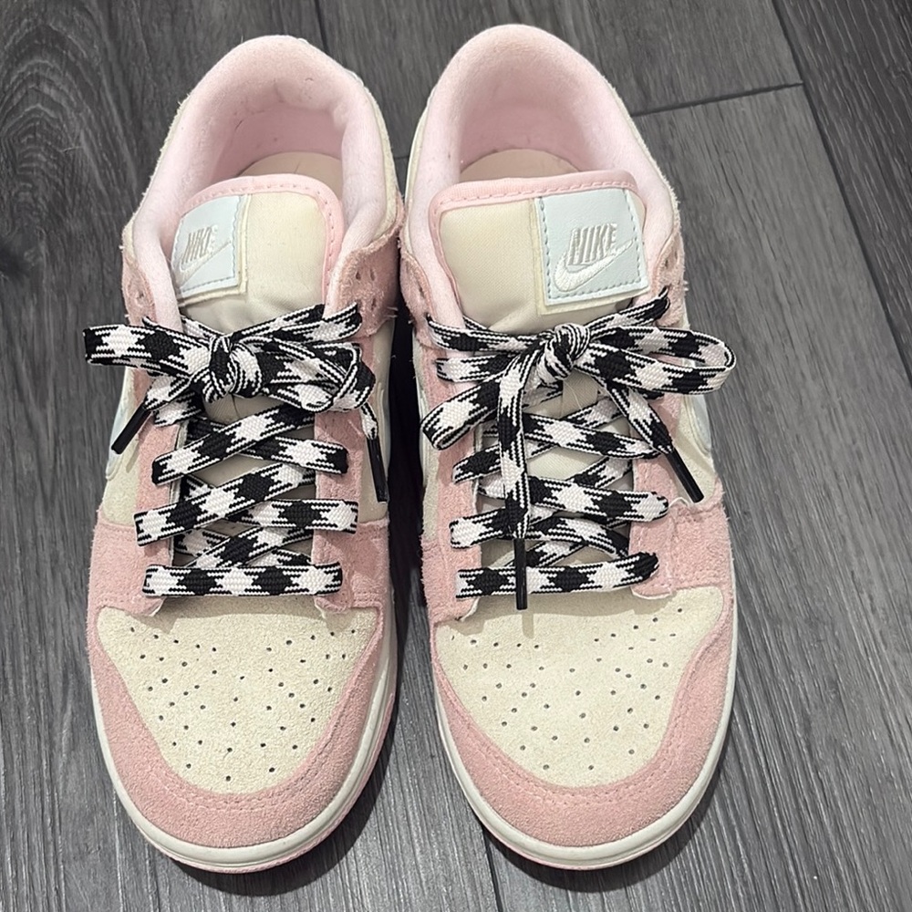 Nike Women's Pink and White Sneakers